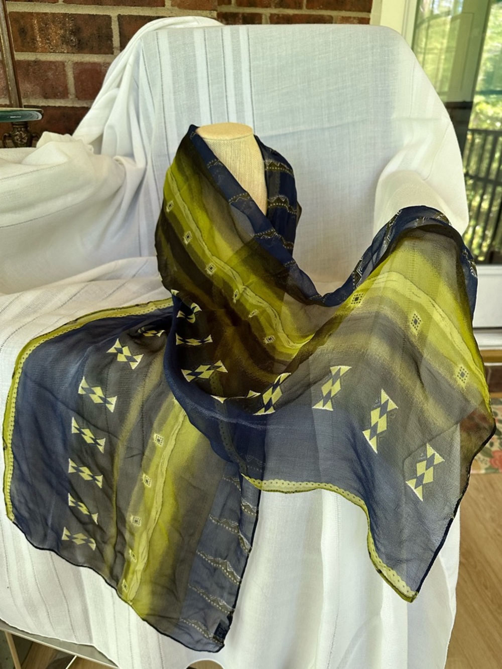 Chico’s Silk Oblong Scarf Artsy Boho Royal Blue & Lime Green Colorblock Designs - Picture 10 of 17